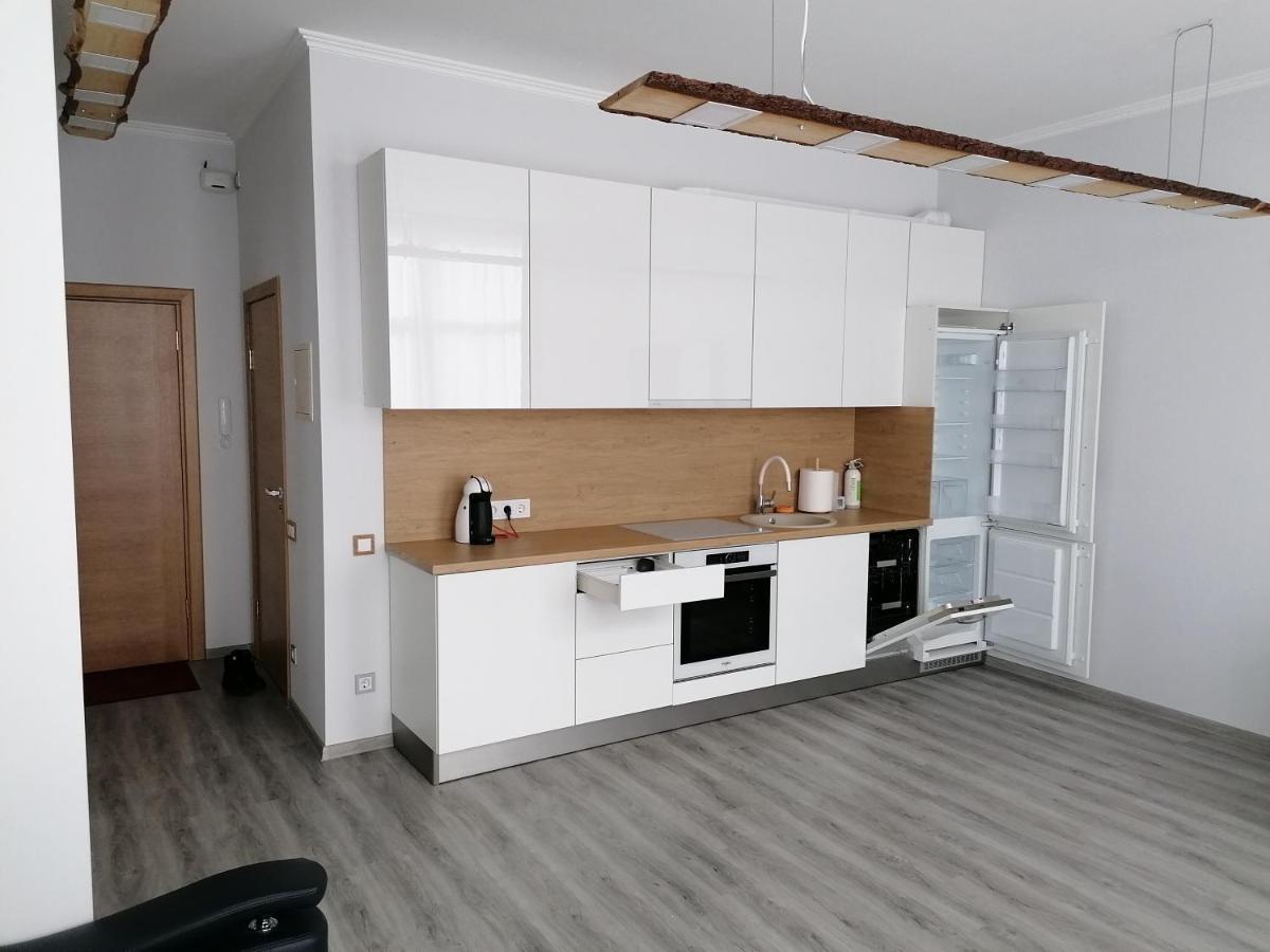 Palm Apartment Studio Рига Экстерьер фото